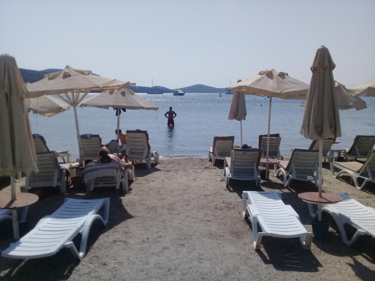 Uzhan Beach Hotel Bitez Exterior photo
