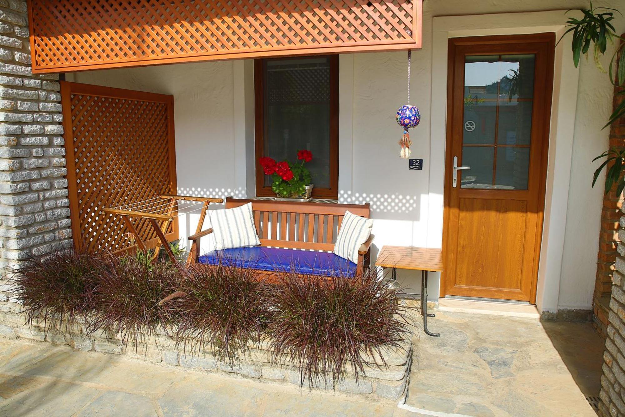 Uzhan Beach Hotel Bitez Room photo