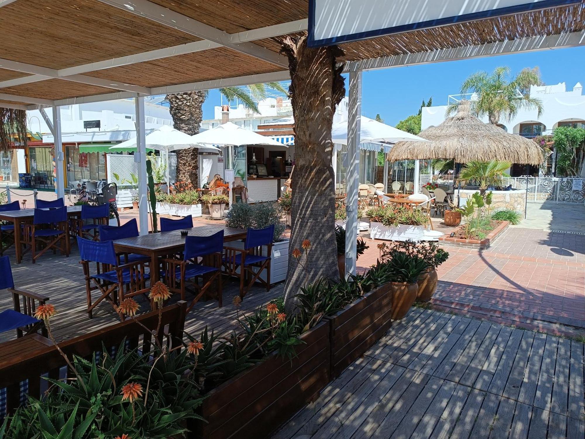 Uzhan Beach Hotel Bitez Exterior photo