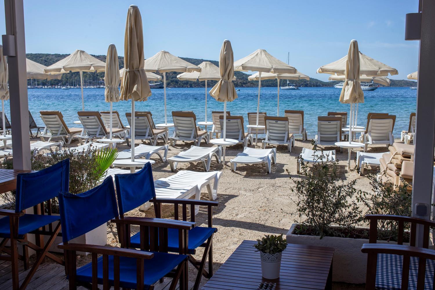 Uzhan Beach Hotel Bitez Exterior photo