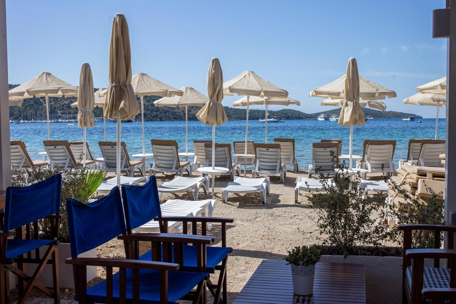 Uzhan Beach Hotel Bitez Exterior photo